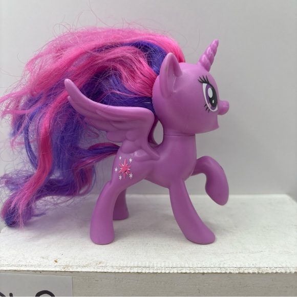 My Little Pony G4 Princess Twilight Sparkle Glitter Design Brushable 3” FIM MLP - Picture 3 of 7